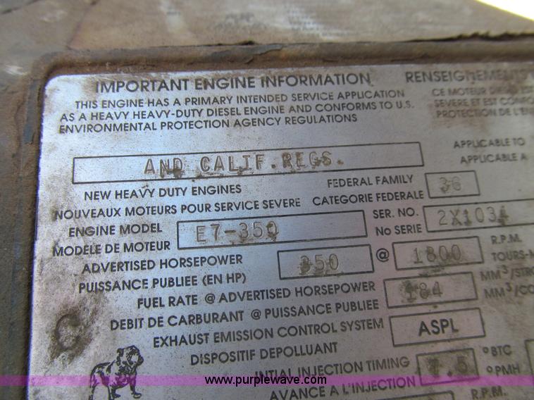 image for item E4909 1993 Mack CH613 semi truck