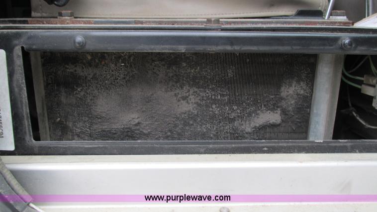 image for item G9283 2007 International 9400i semi truck