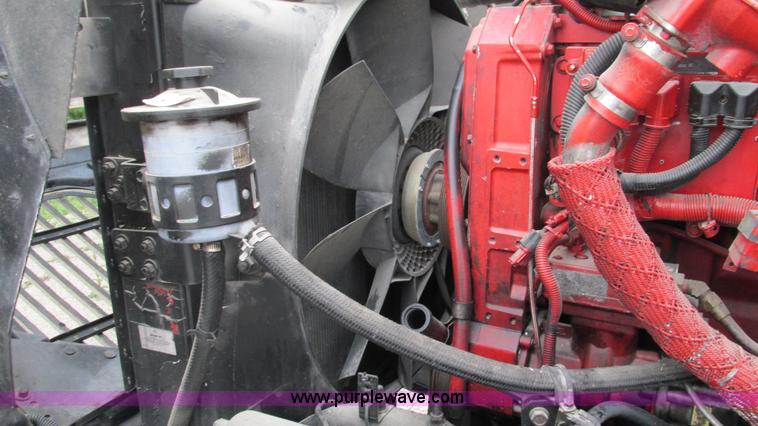 image for item G9283 2007 International 9400i semi truck