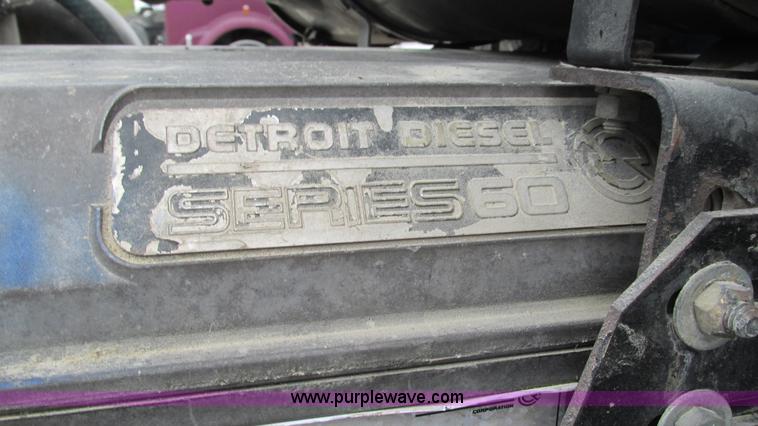 image for item G9286 1998 Peterbilt 377 semi truck