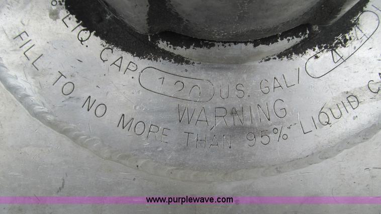 image for item G9290 1999 Freightliner C120 semi truck