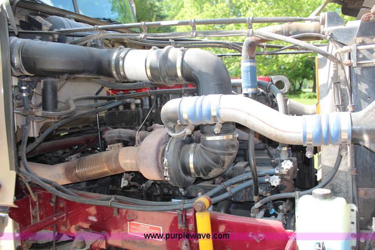 image for item H2512 2000 Western Star 4900EX semi truck