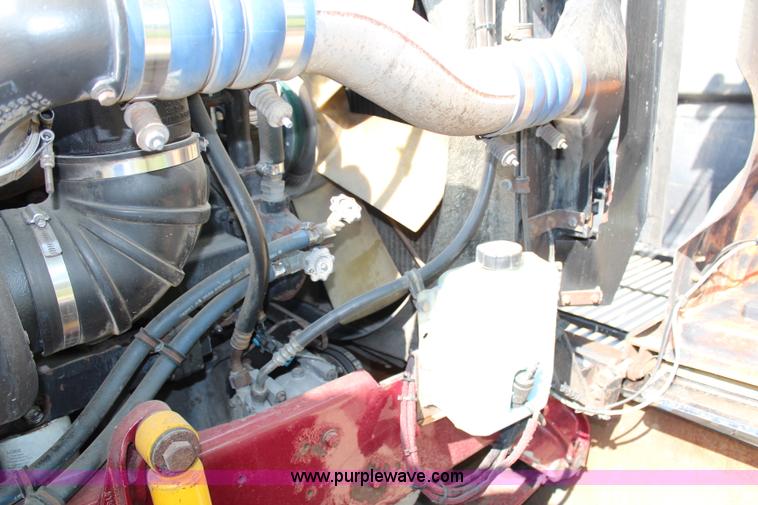 image for item H2512 2000 Western Star 4900EX semi truck