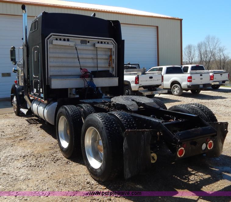image for item H3459 1999 Kenworth W900 semi truck