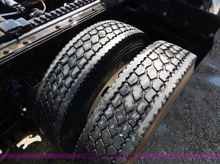 image for item H3459 1999 Kenworth W900 semi truck