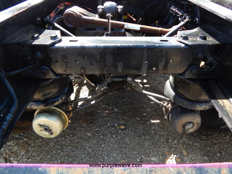 image for item H3459 1999 Kenworth W900 semi truck