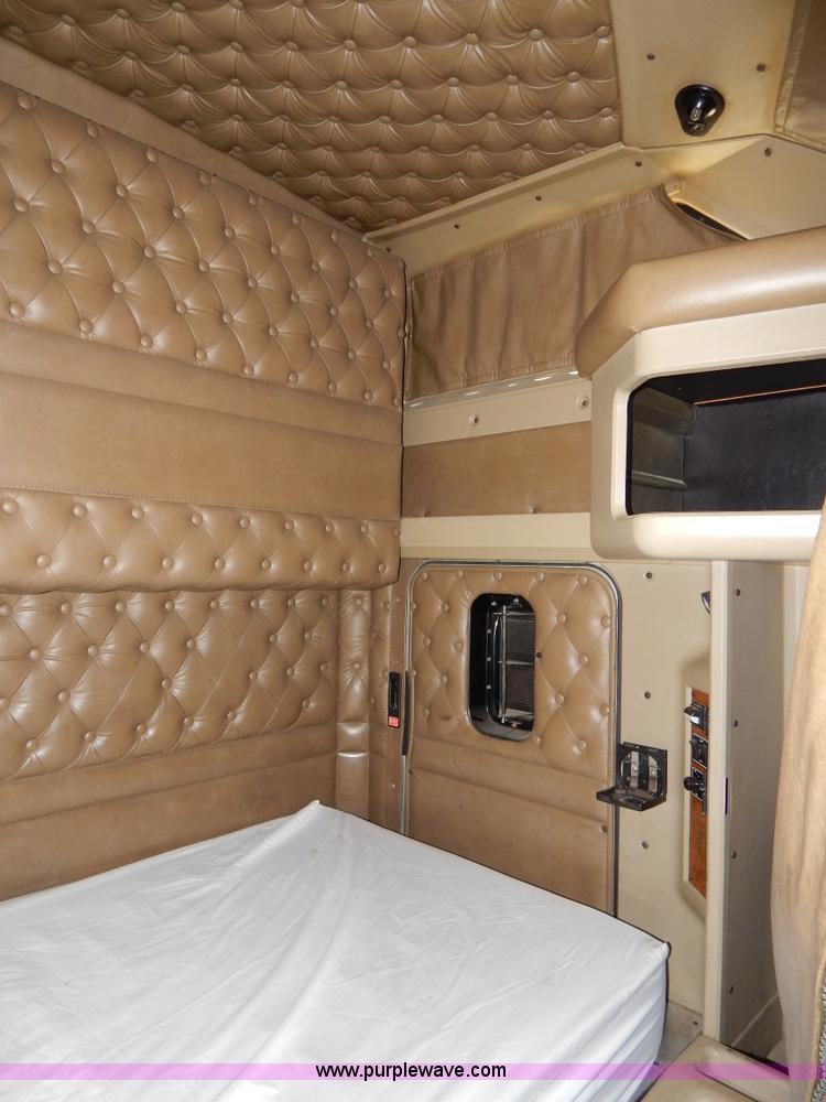 image for item H3459 1999 Kenworth W900 semi truck