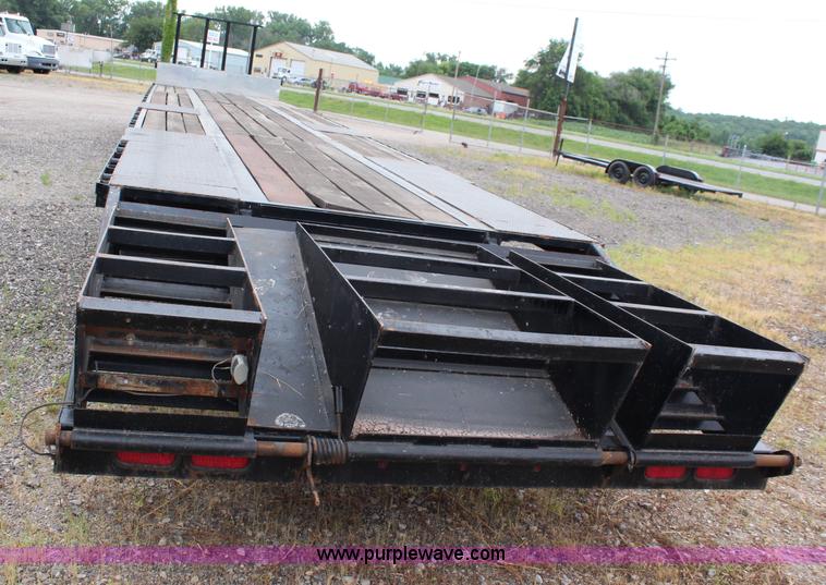 image for item J1100 1993 Transport drop deck trailer