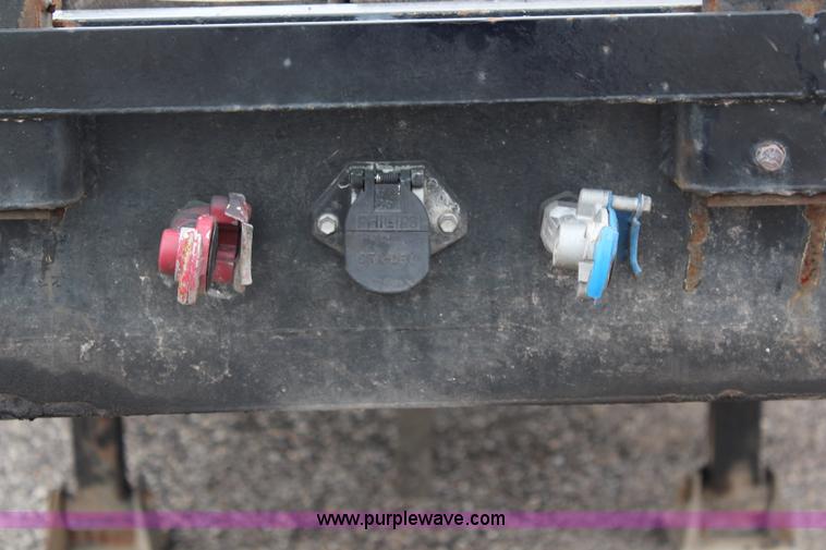 image for item J1100 1993 Transport drop deck trailer