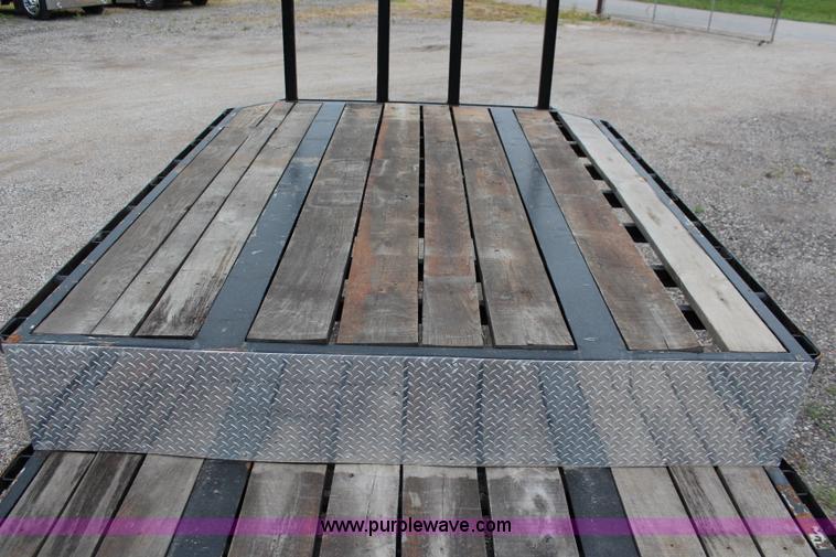 image for item J1100 1993 Transport drop deck trailer