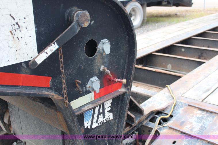 image for item J1146 1999 Fontaine TA50NGB lowboy trailer