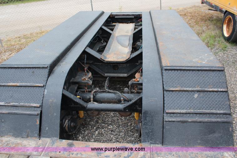 image for item J1146 1999 Fontaine TA50NGB lowboy trailer