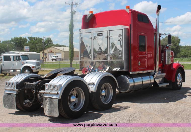 image for item J1147 1998 Kenworth W900 semi truck