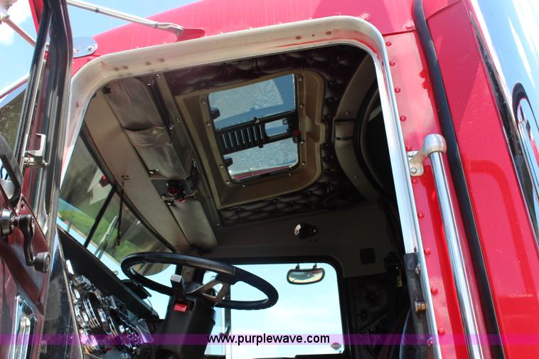 image for item J1147 1998 Kenworth W900 semi truck