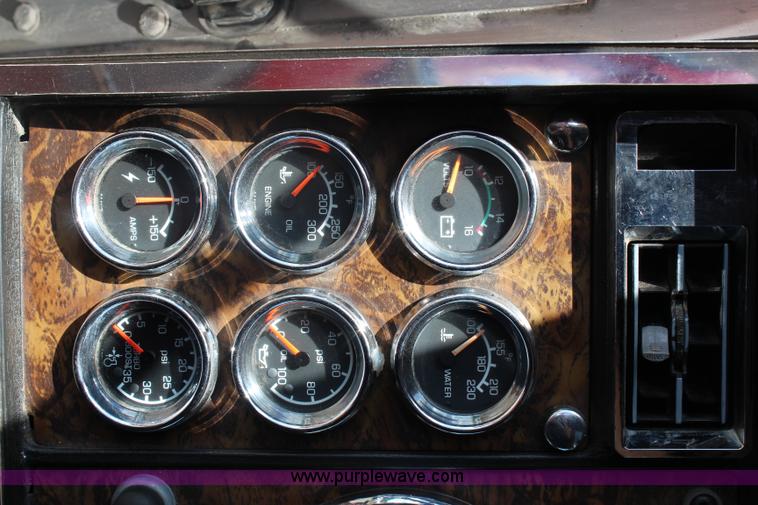 image for item J1147 1998 Kenworth W900 semi truck