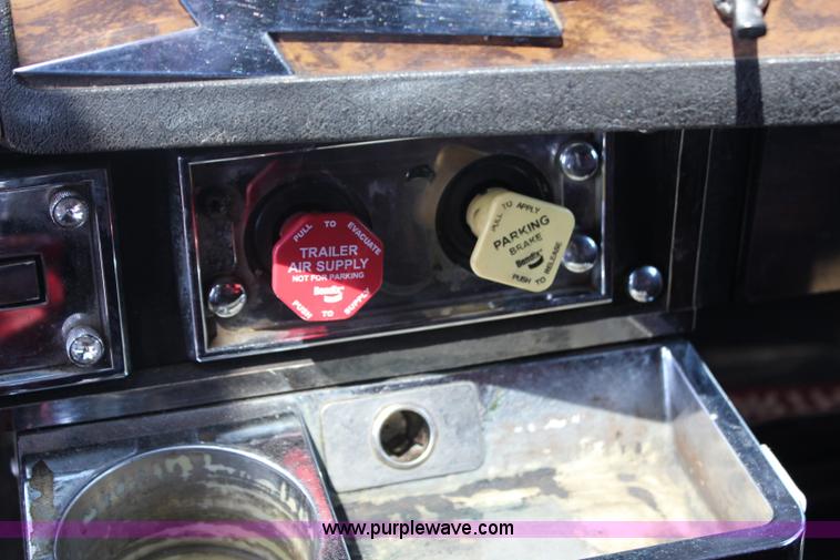 image for item J1147 1998 Kenworth W900 semi truck