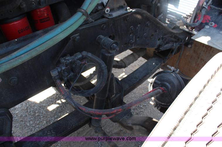 image for item J1147 1998 Kenworth W900 semi truck