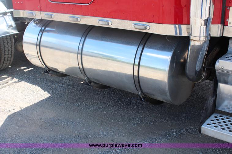 image for item J1147 1998 Kenworth W900 semi truck