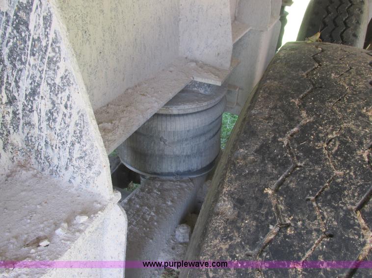 image for item J2483 2004 Alumatech dump trailer