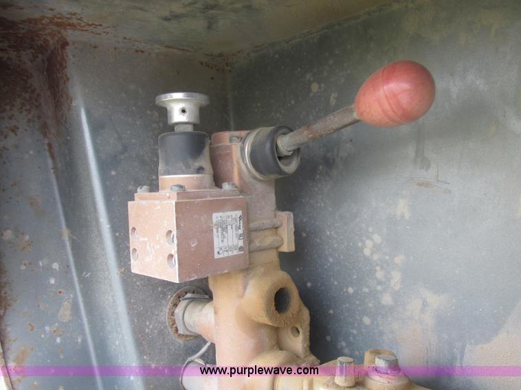 image for item J2484 2001 Gallecos Spider 2000 belly dump trailer