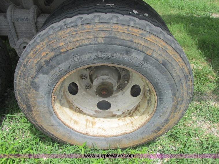 image for item J2484 2001 Gallecos Spider 2000 belly dump trailer