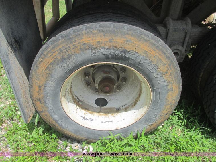 image for item J2484 2001 Gallecos Spider 2000 belly dump trailer