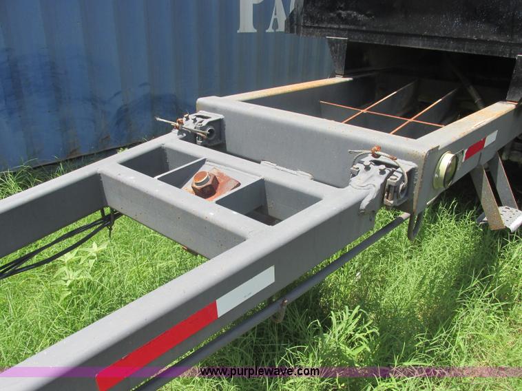image for item J2485 2001 Leach pup trailer