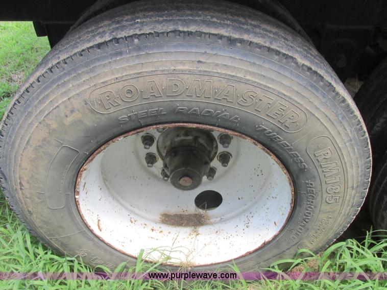 image for item J2485 2001 Leach pup trailer