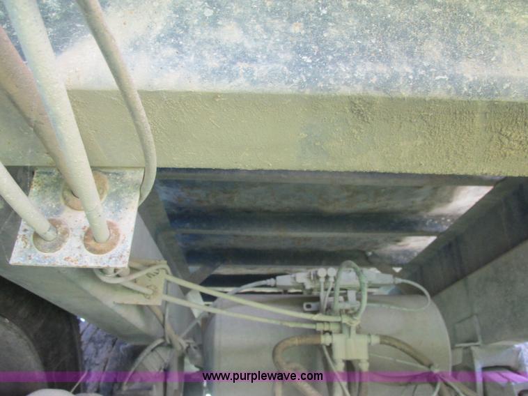 image for item J2485 2001 Leach pup trailer