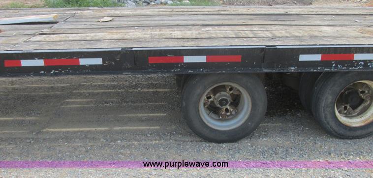 image for item J2486 Pineal flatbed trailer