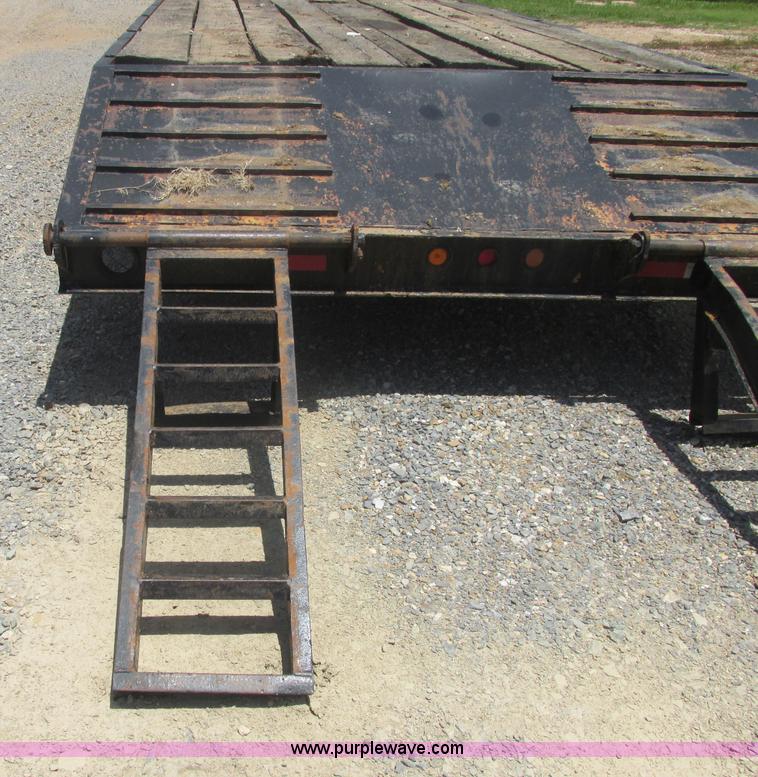 image for item J2486 Pineal flatbed trailer