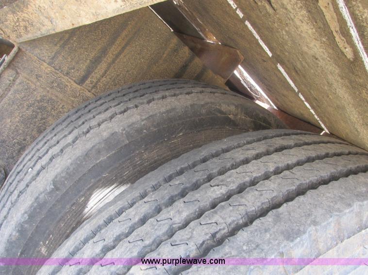 image for item J2486 Pineal flatbed trailer