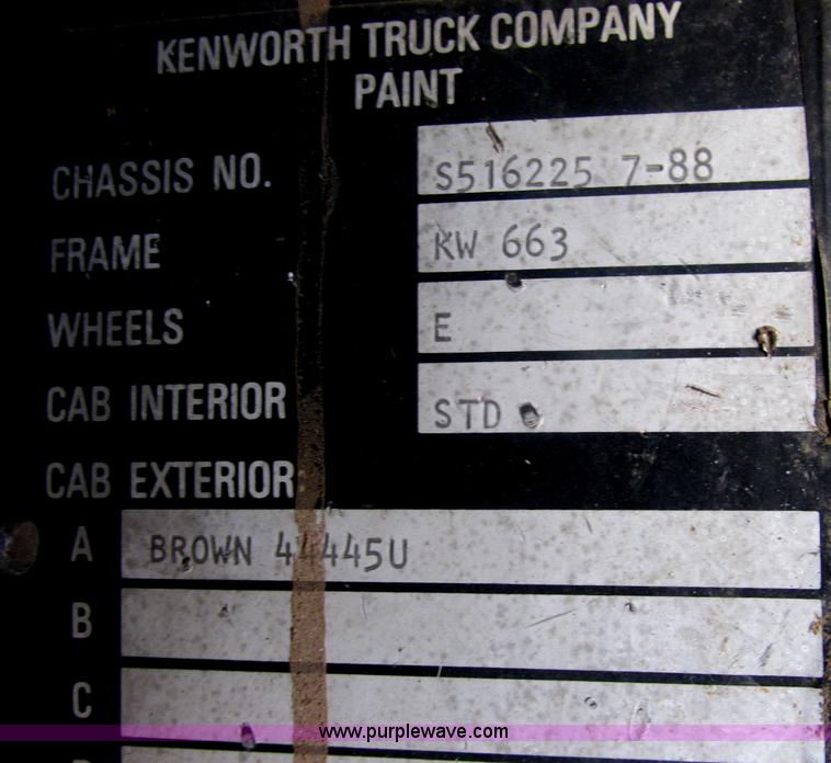 image for item J2487 1989 Kenworth T600A dump truck