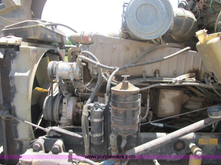 image for item J2487 1989 Kenworth T600A dump truck