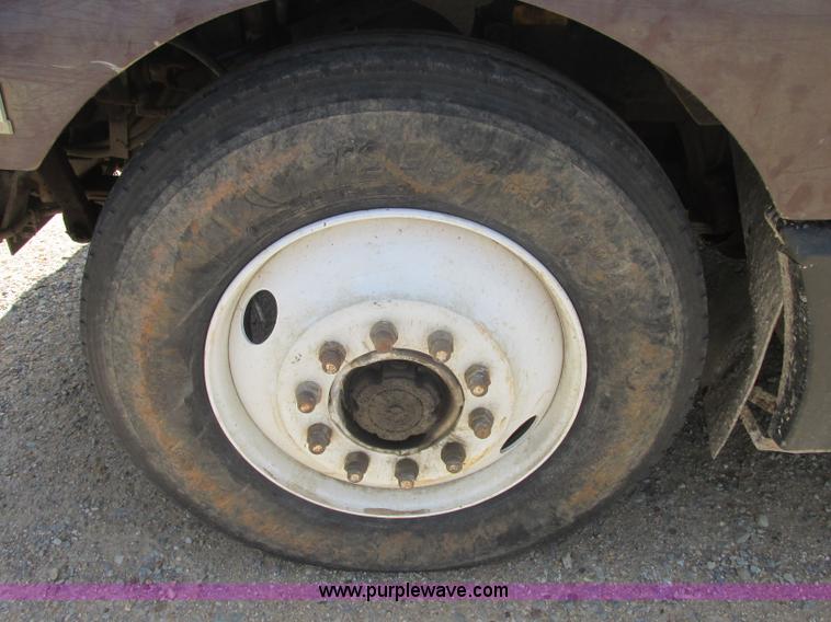 image for item J2487 1989 Kenworth T600A dump truck