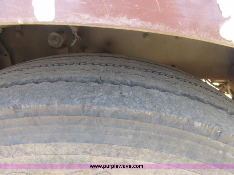 image for item J2487 1989 Kenworth T600A dump truck