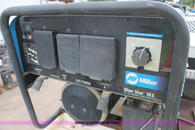 image for item C3901 2006 Ford F550 service truck with crane