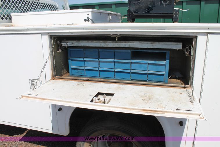 image for item C3902 2008 Ford F450 Super Duty service truck