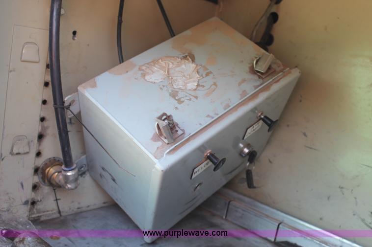 image for item C3902 2008 Ford F450 Super Duty service truck