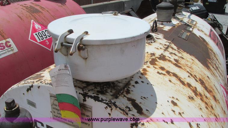 image for item G9105 2002 Stafco fuel tank