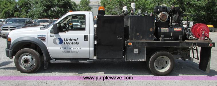 image for item G9106 2008 Ford F550 XL service truck