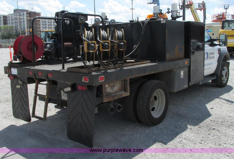 image for item G9106 2008 Ford F550 XL service truck