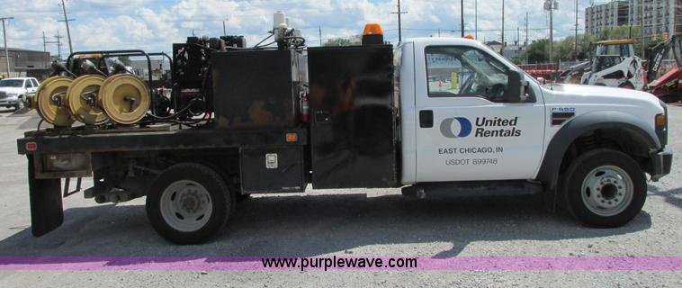 image for item G9106 2008 Ford F550 XL service truck