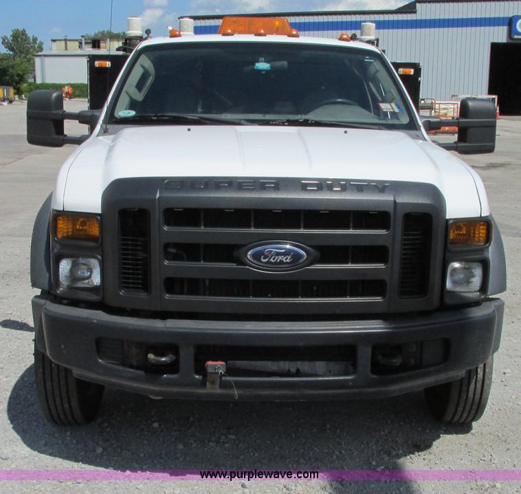 image for item G9106 2008 Ford F550 XL service truck