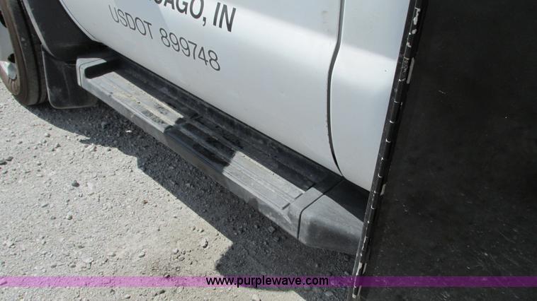 image for item G9106 2008 Ford F550 XL service truck