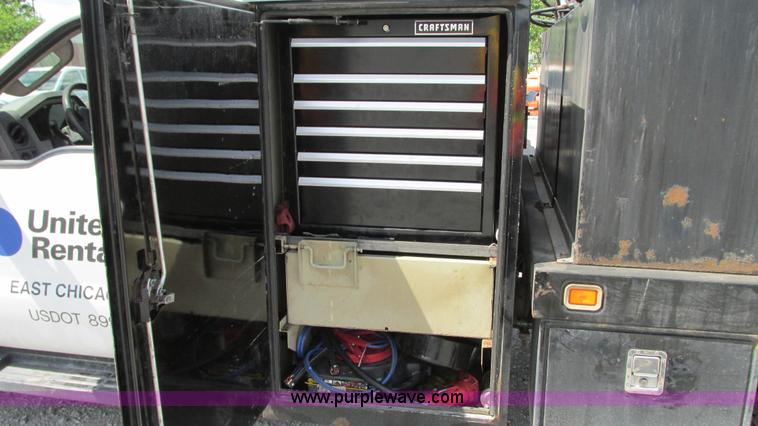 image for item G9106 2008 Ford F550 XL service truck