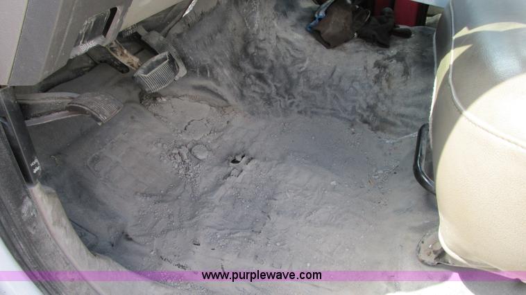 image for item G9106 2008 Ford F550 XL service truck