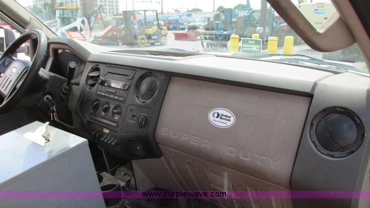 image for item G9106 2008 Ford F550 XL service truck