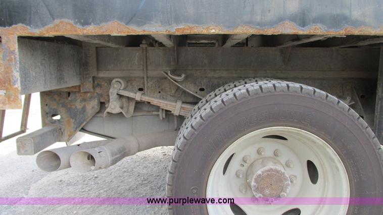 image for item G9106 2008 Ford F550 XL service truck