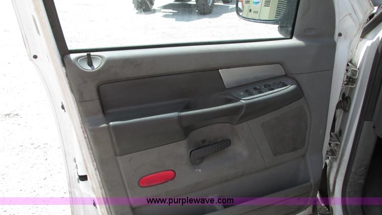 image for item G9107 2008 Dodge Ram 1500 Quad Cab pickup truck